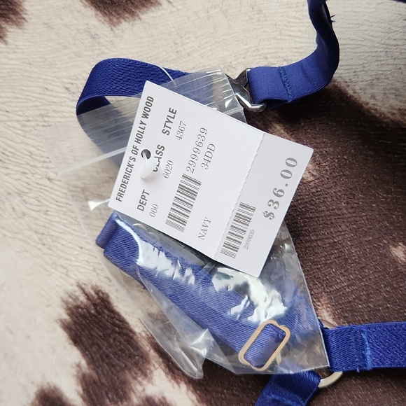 NWT Frederick's of Hollywood convertible bra 34DD - Picture 2 of 8